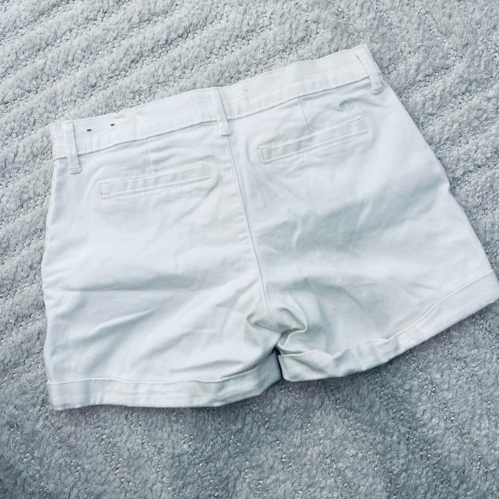 NWOT - Abercrombie kids Girls’ Super Soft Cotton Midi White Shorts 11/12 - Picture 2 of 3